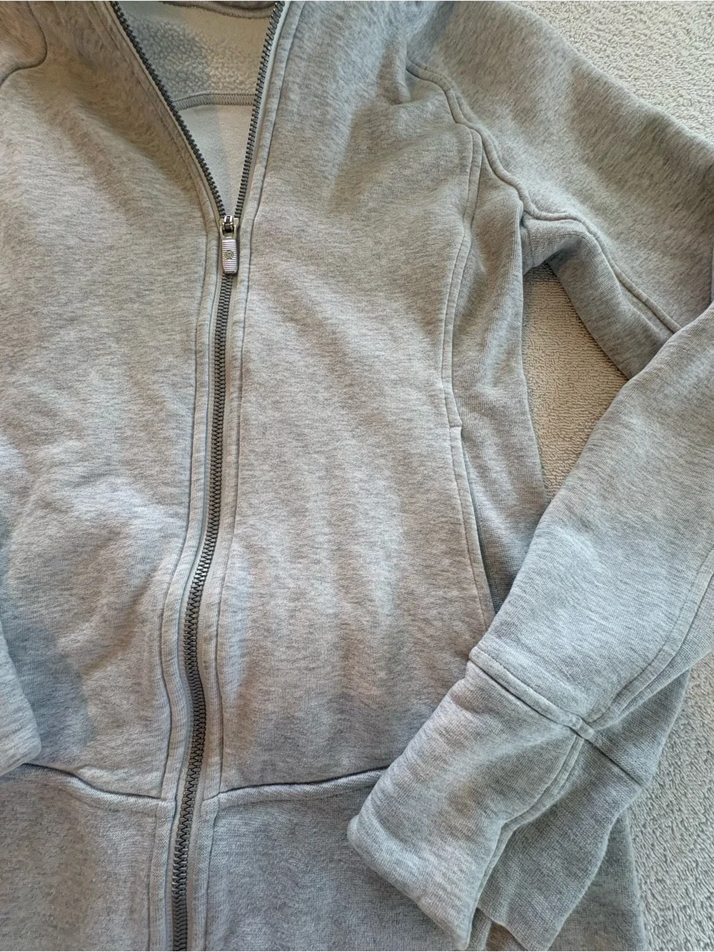Lululemon Heathered Light Grey Radiant Hoodie Full Zip Size 4